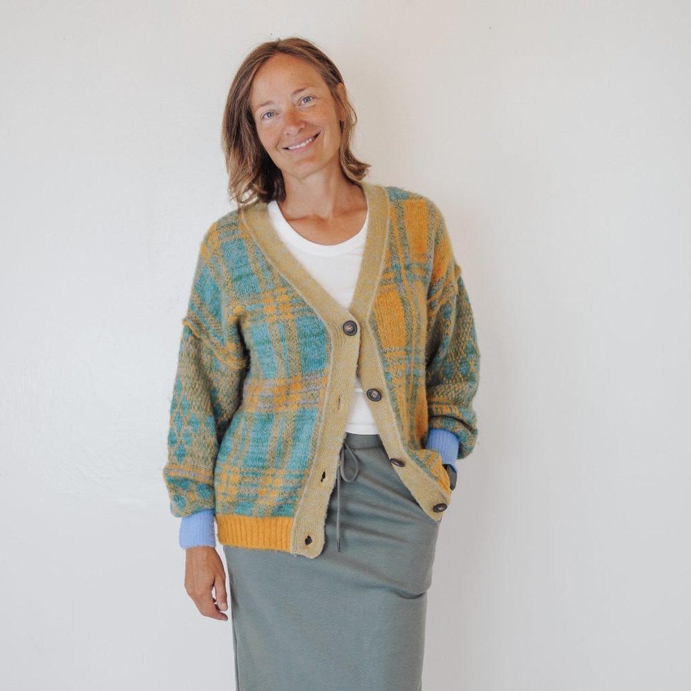 Sepia Cardi